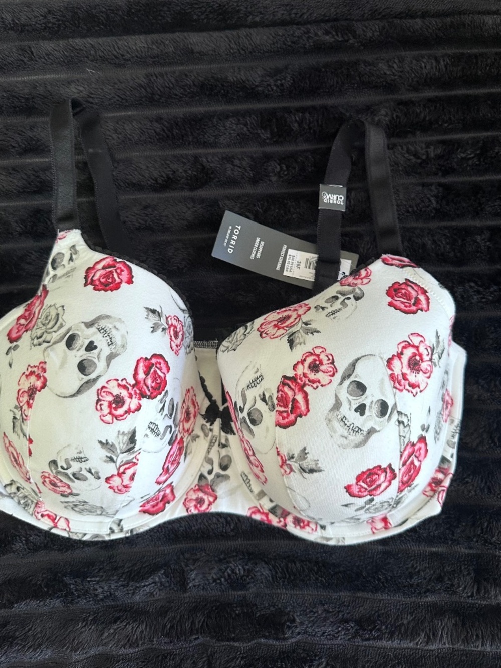 NWT Torrid Women's White Skull & Pink Rose Printed Underwire Bra